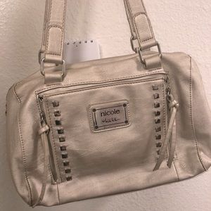 Gorgeous medium shoulder bag